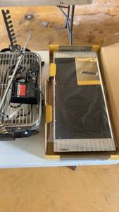 lot 640 image: VillaWare UNO Professional Warming Tray with Rotisserie