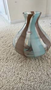 lot 661 image: Evolution Art Glass Vase with Swirled Pattern