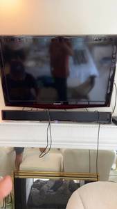 lot 665 image: Samsung TV with Soundbar