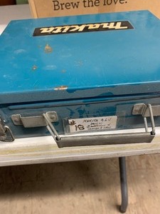 lot 18 image: Makita drill