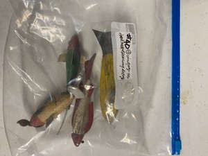 lot 40 image: Vintage 50s handmade spearing decoys