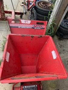 lot 49 image: MTD chippershredder