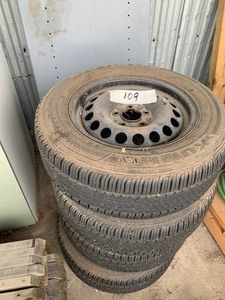 lot 109 image: 4 tires