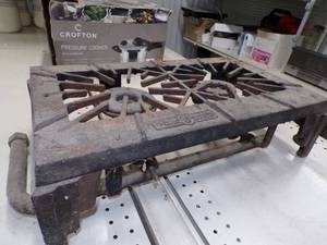 lot 63 image: Double Propane Burner
