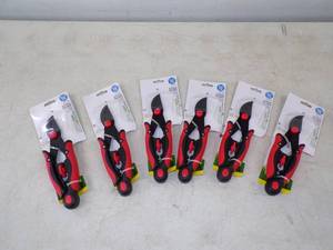 lot 86 image: 6 - 12 Pruners still in package