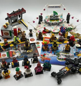 lot 198 image: Large Collection of LEGO Batman Minifigures and Playsets