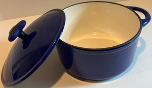 lot 72 image: Rachael Ray Blue Enameled Cast Iron Dutch Oven with Lid
