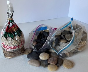 lot 96 image: Collection of Decorative River Stones and Pearl Stones