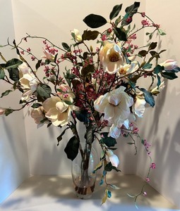 lot 112 image: Artificial Floral Arrangement in Glass Vase
