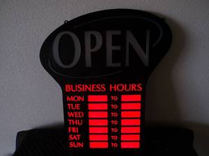 lot 10 image: Lighted Open Sign