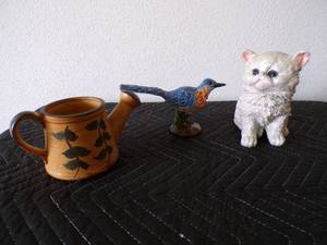 lot 14 image: Lot of 4 - Decorative Yard Art