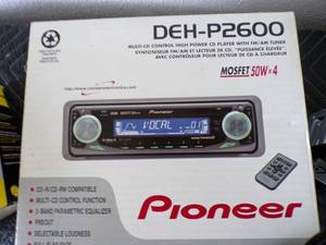 lot 23 image: Pioneer Auto CDFMAM Radio with extras