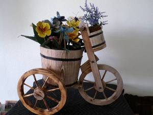 lot 28 image: Landscaping Decor - Bicycle