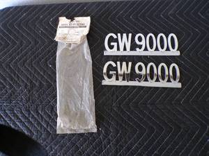 lot 37 image: Gross Weigh Emblems