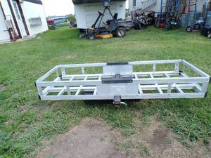 lot 42 image: Ultratow Luggage Rack