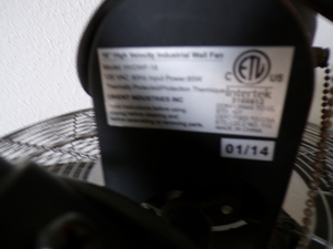 lot 44 image: Wall Mount 3-Speed Garage Fan