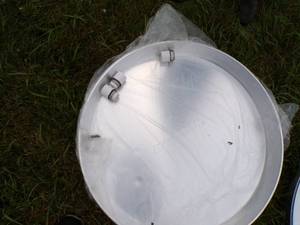 lot 92 image: Four Aluminum Waterheater Trays