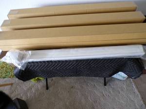 lot 100 image: Lot of 6 - White 42 x 64 Cordless Window Shades