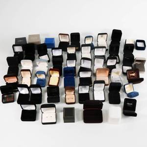 lot 70 image: Ring Jewelry Box Lot