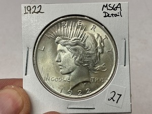 lot 27 image: 1922 Peace Silver Dollar