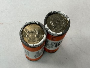 lot 83 image: 2x Lot of BU Mint-Wrapped Statehood Quarters P&D