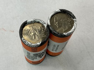 lot 84 image: 2x Lot of BU Mint-Wrapped Statehood Quarters P&D