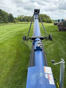 Norwood Kwik-Belt Electric Model 1838 Grain Conveyor - NEVER USED