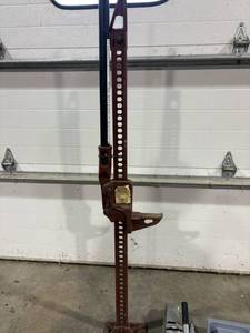 lot 21 image: Hi-Lift Jack and Scissor Jack