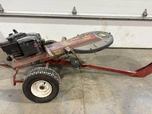 lot 40 image: Post Master Mower