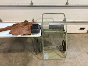lot 87 image: Welding Tank Cart