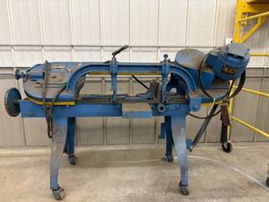 lot 88 image: Wells Metal Band Saw