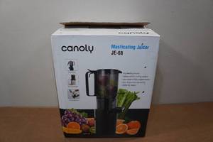 lot 11 image: Canoly Masticating Juicer JE-68
