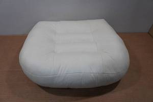lot 12 image: Adult CarOffice Chair Booster Seat Cushion