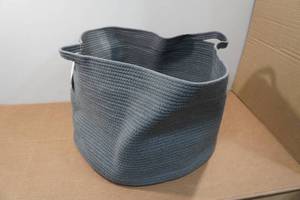 lot 30 image: Megasket Large Cotton Rope Basket