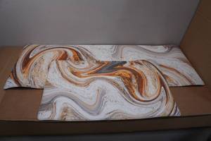 lot 34 image: Anti Fatigue Mats - 47x17, 29x17
