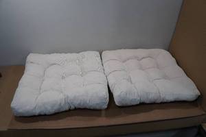 lot 37 image: 2 Square Floor Pillows - 22