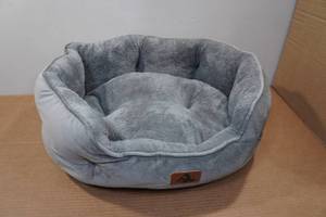 lot 104 image: Plush Dog Bed