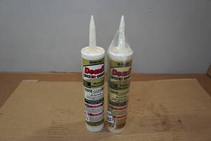 lot 124 image: 2 Deoxit SM22D Mechanical & Electrical Grease