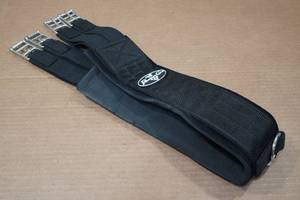 lot 184 image: Professionals Choice Girth - 42