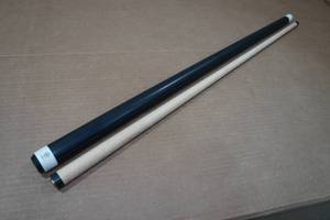 lot 199 image: Rage Heavy Hitter Jump Break Cue - 25oz