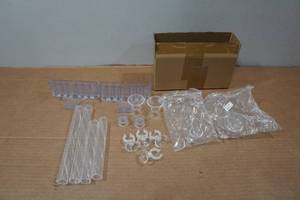 lot 215 image: Set of 2 Aquarium Plant Holders