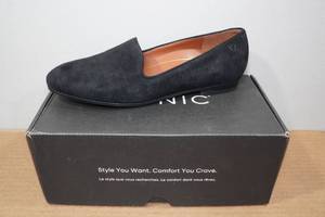 lot 222 image: Vionic Womens Willa Slip-On Flats - Size 8