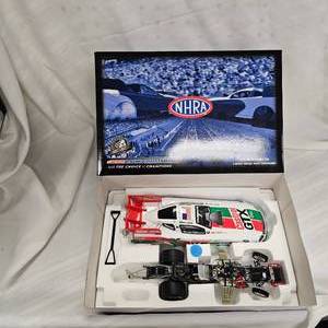 NHRA 1:24   John Force "Castrol" Funny Car by Action Racing
