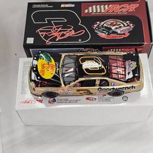lot 59 image: RCR 132 Museum Nascar Select Dale Earnhardt Bass Pro Shop #3