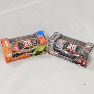 lot 105 image: 164 Nascar DLX Tony Stewart #20 Shrek, Anniversary(2)