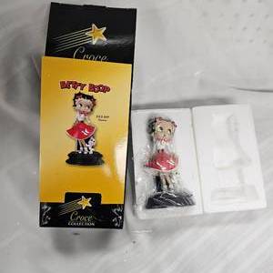 lot 80 image: Betty Boop Sock Hop Figurine by Croce Collection