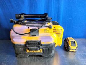 lot 49 image: DEWALT 18V20V MAX CordlessCorded Wet-Dry Vacuum, model DCV581H.