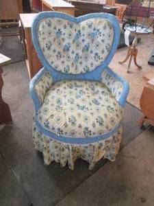 lot 221 image: Vintage Custom & Modern Upholstery ...