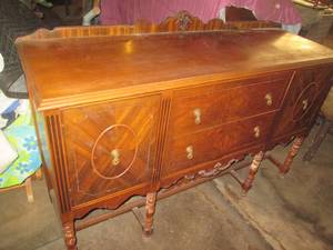 lot 3 image: Antique hardwood Jacobean sideboard...