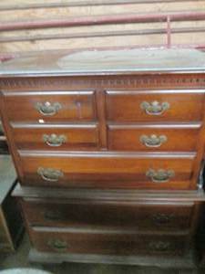lot 16 image: Hardwood chest of 7-drawers Highboy...